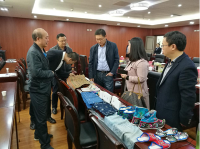 大連國家廣告產(chǎn)業(yè)園相關(guān)負責人赴六盤水交流小資源 - 快訊 - 華財網(wǎng)-關(guān)注互聯(lián)網(wǎng)金融